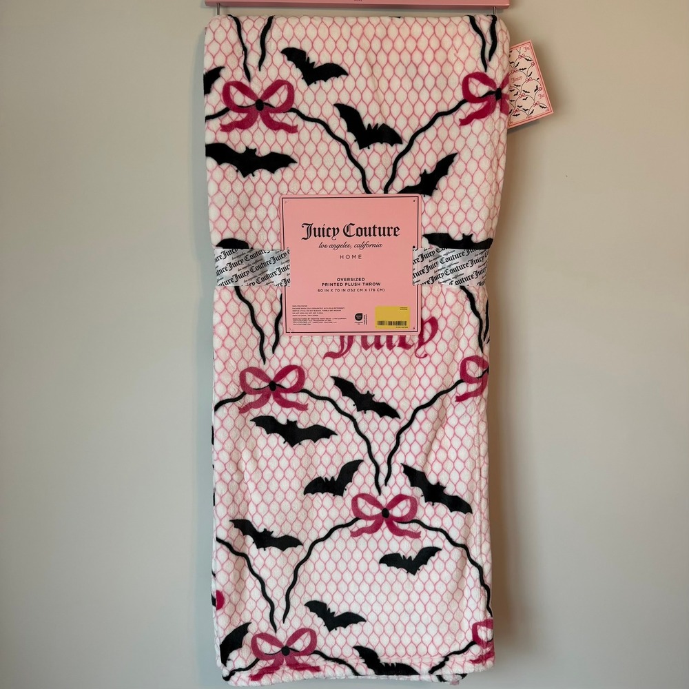 New Juicy Couture Halloween Pink Blanket 60x70 Black Bats Bows Fishnet Spooky